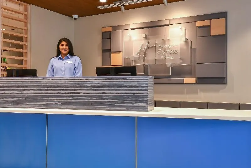 Holiday Inn Express & Suites Charlotte - Ballantyne By Ihg Hotel