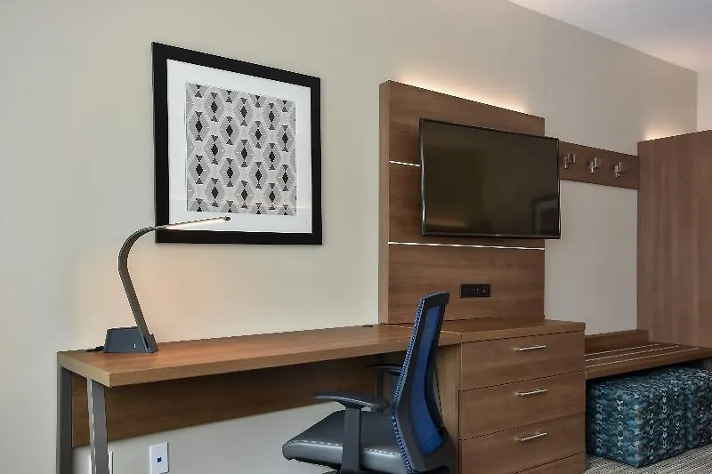 Holiday Inn Express & Suites Charlotte - Ballantyne By Ihg Hotel