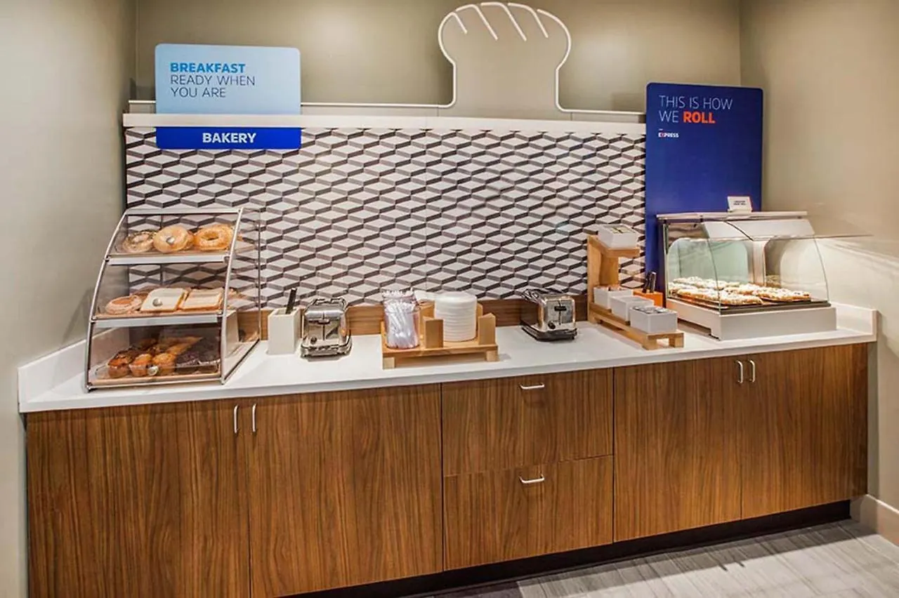 Holiday Inn Express & Suites Charlotte - Ballantyne By Ihg United States