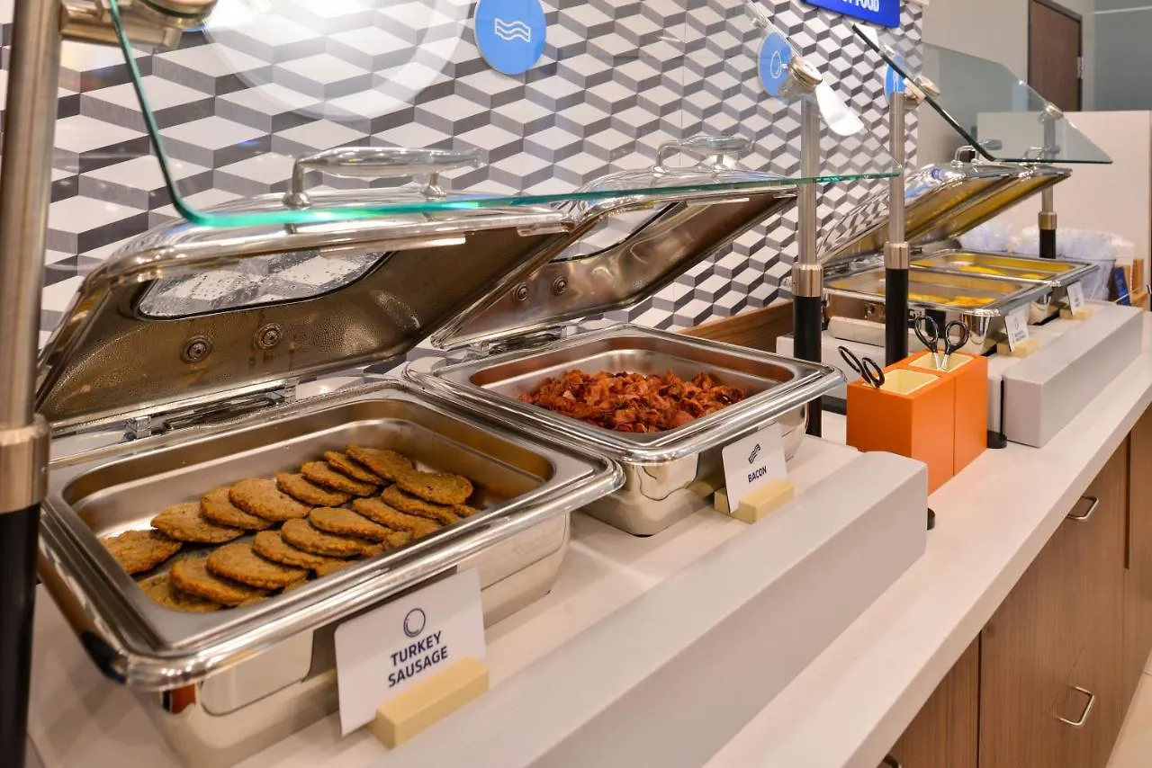 Hotel Holiday Inn Express & Suites Charlotte - Ballantyne By Ihg