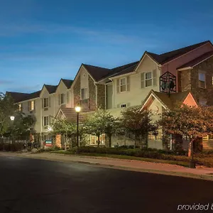 Hotel Suburban Tech Center