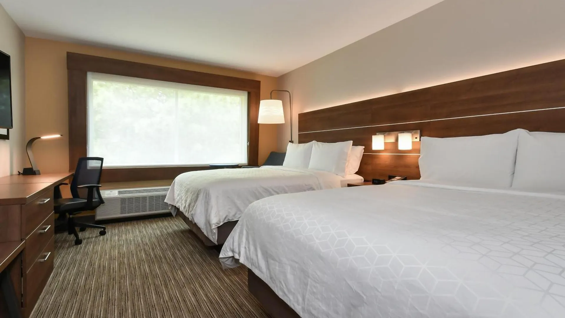 מלון Holiday Inn Express & Suites Charlotte - Ballantyne By Ihg